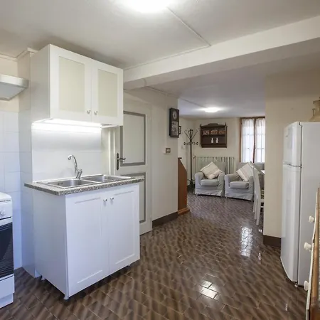 La Chicca Piccola Casina In Affitto Nel Borgo Antico Di Bo