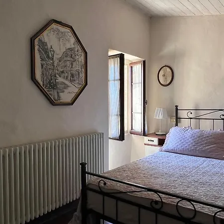 La Chicca Piccola Casina In Affitto Nel Borgo Antico Di Bo Lägenhet