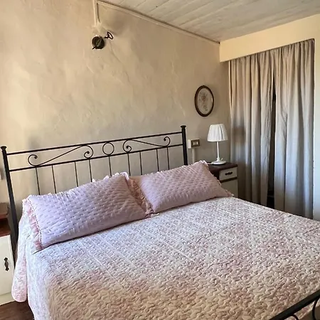 La Chicca Piccola Casina In Affitto Nel Borgo Antico Di Bo *