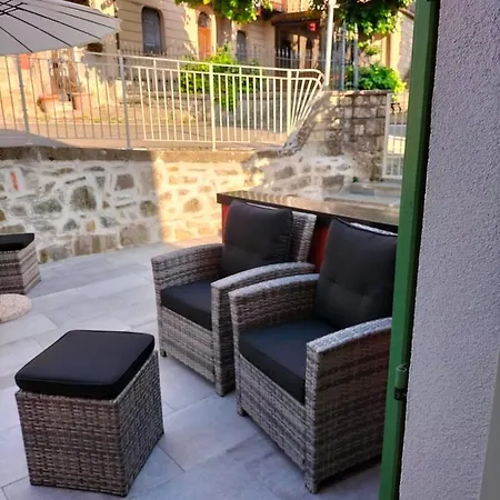 Lägenhet La Chicca Piccola Casina In Affitto Nel Borgo Antico Di Bo